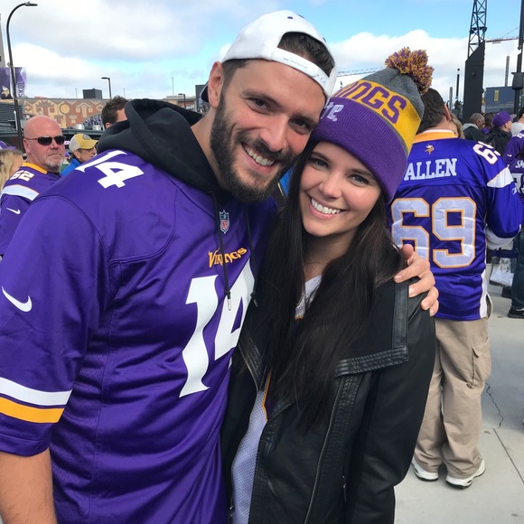 Meet your Posher, Jen - Picture 3 of 4